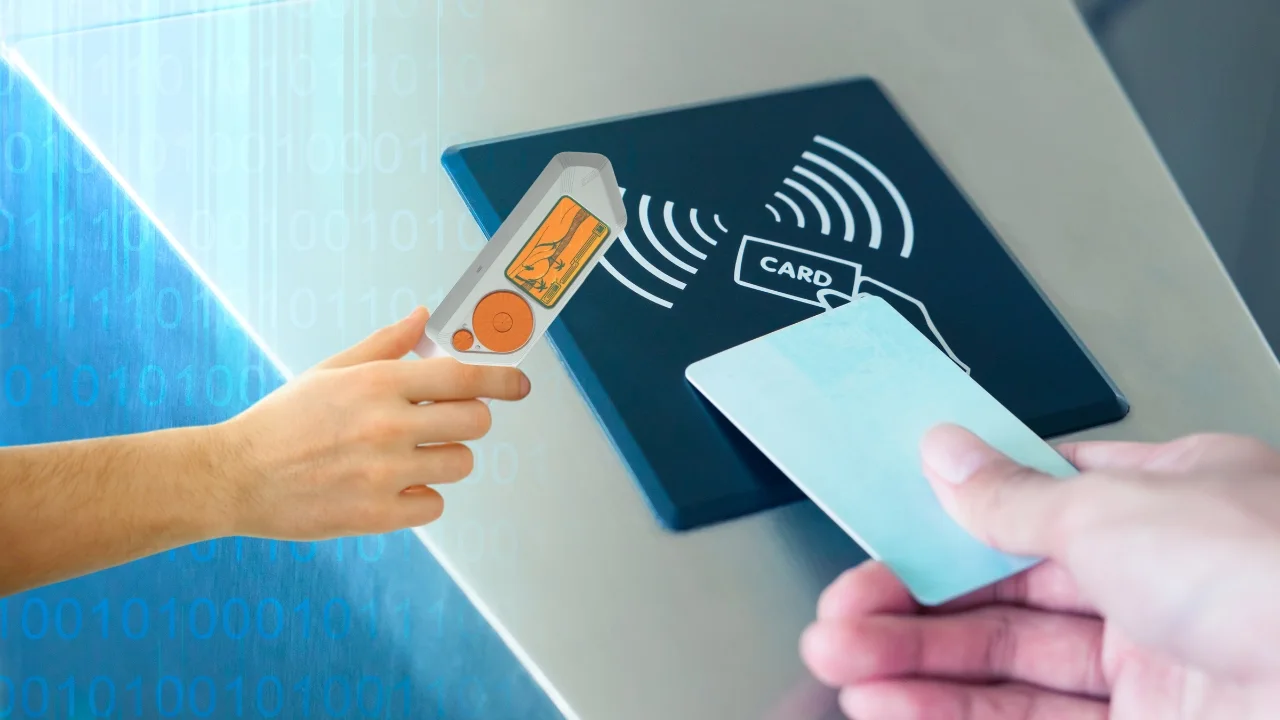 Flipper zero used as access card